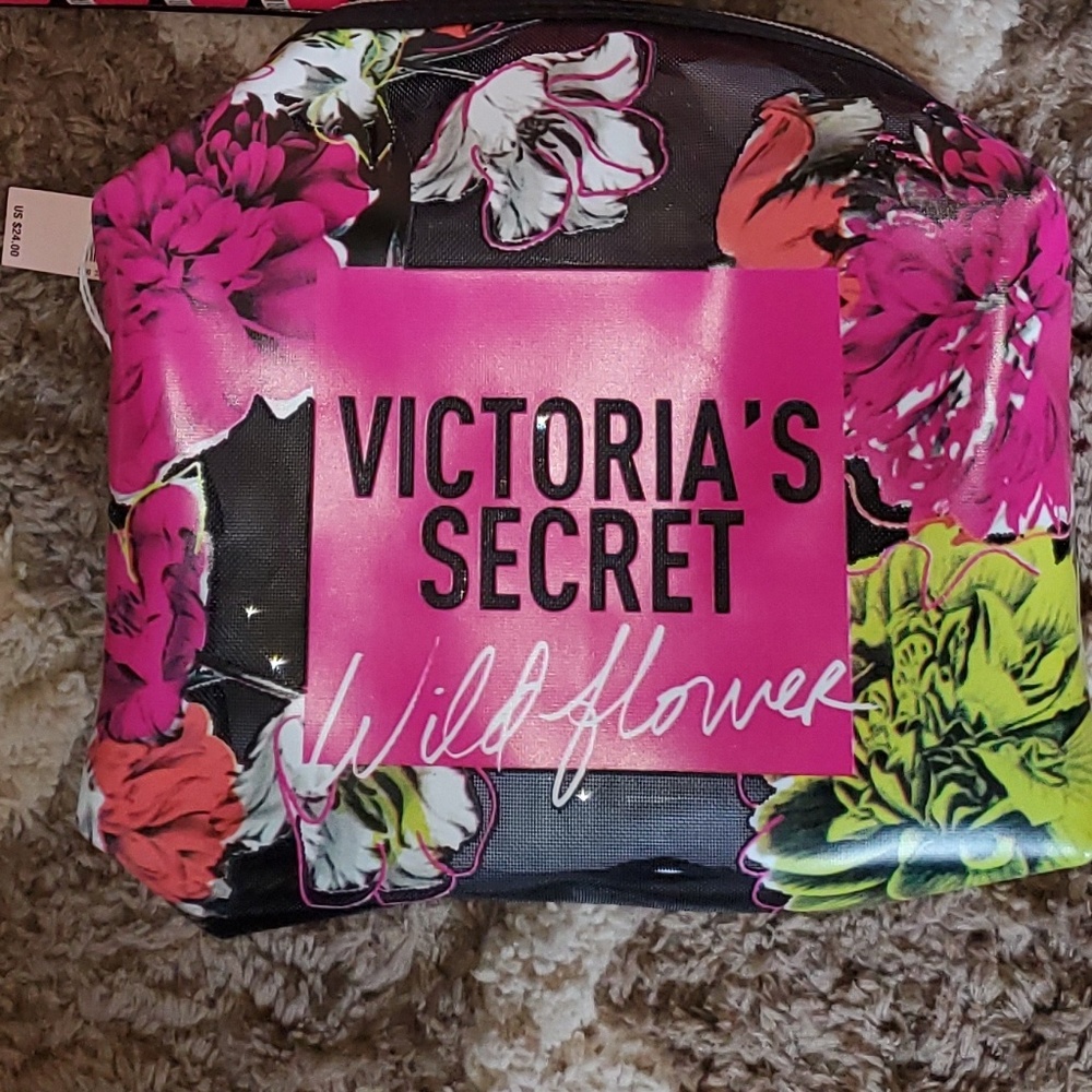 NEW VS MAKE UP BAG